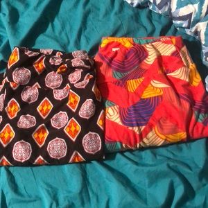 Pair of TC LuLaRoe leggings